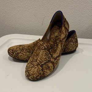Rothy’s Women’s Brown Patterned Slip-On Flats